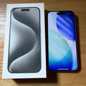 Apple iPhone 15Pro 256GB ホワイトチタニウム 本体