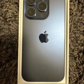 Apple iPhone 15 Pro 本体 スペースブラック