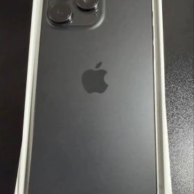【美品】iPhone15 Pro Max 256GB