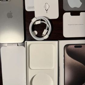 【備品】Apple iPhone 15 Pro MAXナチュラルチタニウム