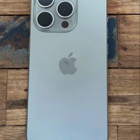 iPhone 15 Pro 256GB ナチュラルチタニウム