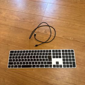 本体側USB-C magicKeyboard with Touch ID