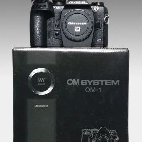 OM SYSTEM OM-1 ボデイ