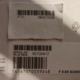 【希少】FUJIFILM X-E5 XF23mmレンズキットX-E5 /XF23mmF2.8 R WR（※シルバーボディにブラックレンズ）