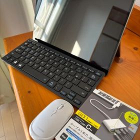 Microsoft Surface Pro 9（ほぼ未使用品）＋周辺器具一式