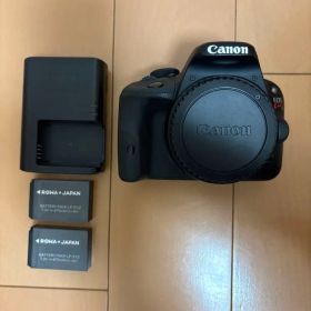 Canon EOS Kiss X7本体 + バッテリー2個 + おまけ