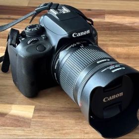 Canon デジタル一眼レフカメラ EOS Kiss X7 レンズキット