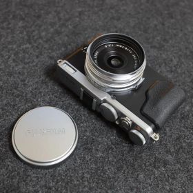 富士フィルム FUJIFILM X70 ≪付属品多数≫