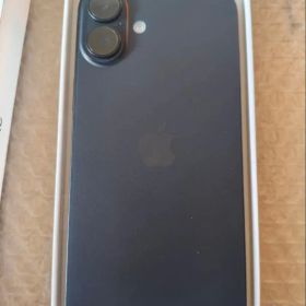 美品 iPhone 16 Plus 128GB ブラック 本体