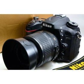 【中古】ニコン Nikon D7100 レンズセット 美品 ストラップ付き