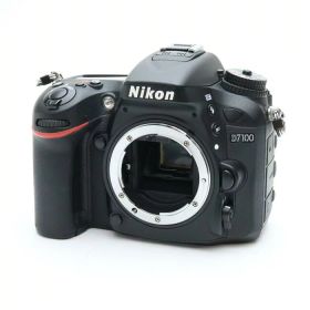【中古】 《良品》 Nikon D7100 ボディ 【接眼レンズスクリーン背面ラバー部部品交換/各部点検済】 [ デジタルカメラ ]