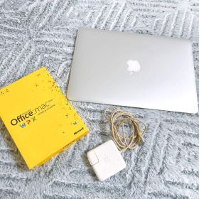 MacBook Air 2015 13インチ 4GB /256GB シルバー