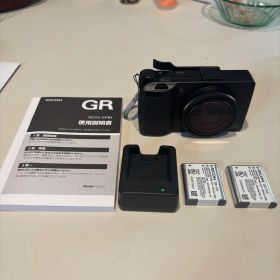 早い者勝ち【美品】RICHI GR IIIXコンパクトデジタルカメラ