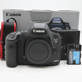 シャッター回数『5818』Canon デジタル一眼レフカメラ EOS 5D Mark III ボディ