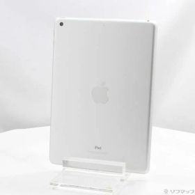 〔中古品〕 iPad 第6世代 32GB シルバー MR7G2J／A Wi-Fi【377】