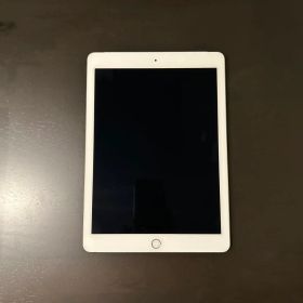 iPad ゴールド 本体 充電器付き