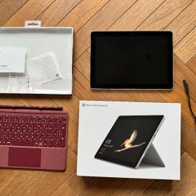 Surface Go MHN-00017 /4GB/SSD64GB/10インチ