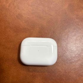 アップル(Apple)のAirPods Pro2 Lightningケーブル対応(ヘッドフォン/イヤフォン)