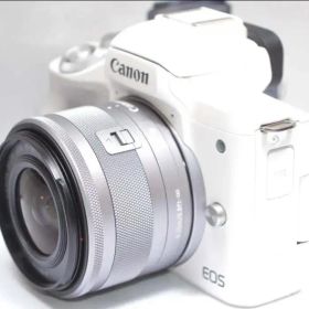 CANON EOS Kiss M EF-M 15-45mm IS STM