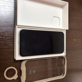 Apple iPhone 13 mini スターライト ケース付き