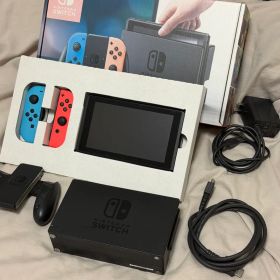 ニンテンドースイッチ 本体 ネオンブルー ネオンレッド ケース付き