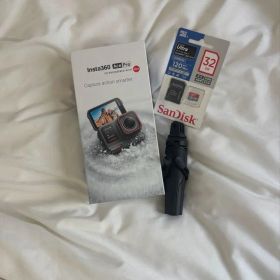 insta360 Ace pro本体+アクセサリー+SDカード