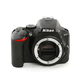 【中古】 (ニコン) Nikon D5500 ボディ ブラック【中古カメラ デジタル一眼】 ランク：B
