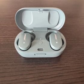 Bose QuietComfort Earbuds（ワイヤレスイヤホン）