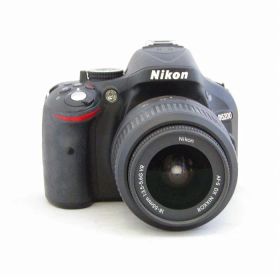 【中古】(ニコン) Nikon D5200 18-55VR レンズキツト ブラツク