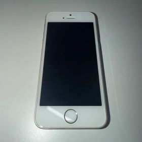 Apple iPhone 5s シルバー 本体