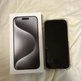 Apple iPhone 15 Pro 本体