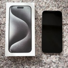 【美品】iPhone 15 Pro 256GB ホワイトチタニウム