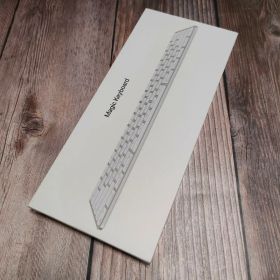 Apple Magic Keyboard MK2A3J/A 新品近い