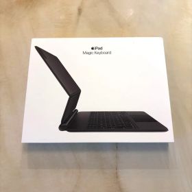 Magic Keyboard MXQT2J/A 11インチ