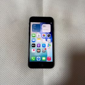 美品 SIMフリー iPhoneSE 第3世代 128GB バッテリー100%