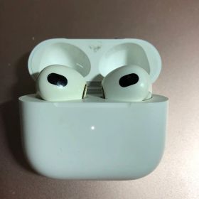 Apple AirPods 第3世代
