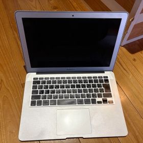 MacBook Air 2017 MacBook本体 充電器付き