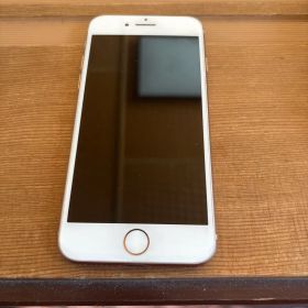 美品Apple iPhone 8 シルバー 本体256GB