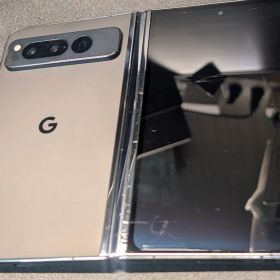 Google Pixel Fold Obsidian