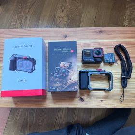 Insta360 Ace Pro 2 デュアルバッテリー + Grip Kit