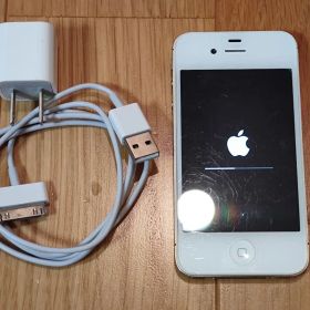 Apple iPhone4s ホワイト 本体 充電器付き ソフトバンク