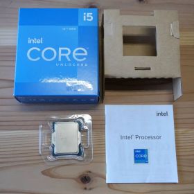 Intel Core i5 12600K 中古完動品 元箱一式
