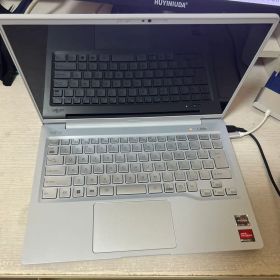 FMV LIFEBOOK MH55/J1 FMVM55J1S