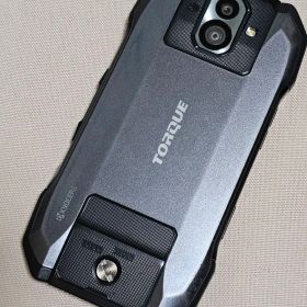 au TORQUE G04 KYV46 SIMロック解除済