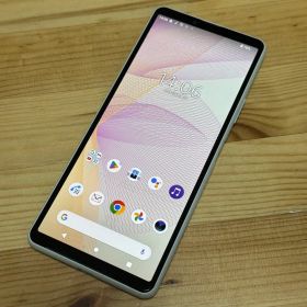ト*タ様 美品 Xperia 10 III ホワイトSIMフリー 8555