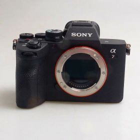 【中古】 (ソニー) SONY α7IV [ILCE-7M4]【中古カメラ デジタル一眼】 ランク：AB