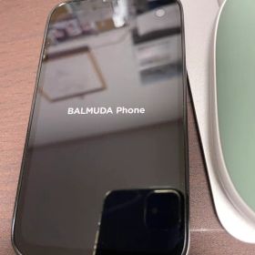 KYOCERA京セラBALMUDAバルミューダPhoneフォン 割と美品ブラック