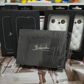 【未使用】 BALMUDA Phone X01A-WH ホワイト SIMフリー