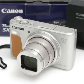 【中古】【美品】キヤノン PowerShot SX740 HS [シルバー] CA01-B3888-2Q3 CANON キヤノン PowerShot 4K対応 顔認識 手ブレ補正