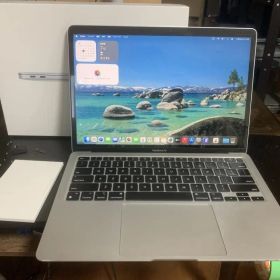美品 MacBook Air A2337 2020 M1/8GB/256GB